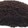 Haufen torffreie OBI Bio Garten- und Hochbeeterde, geeignet für Gemüse und Kräuter.