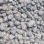 Granitzierkiesel Salz-Pfeffer, 15-25mm, ideal für Garten- und Landschaftsbau.