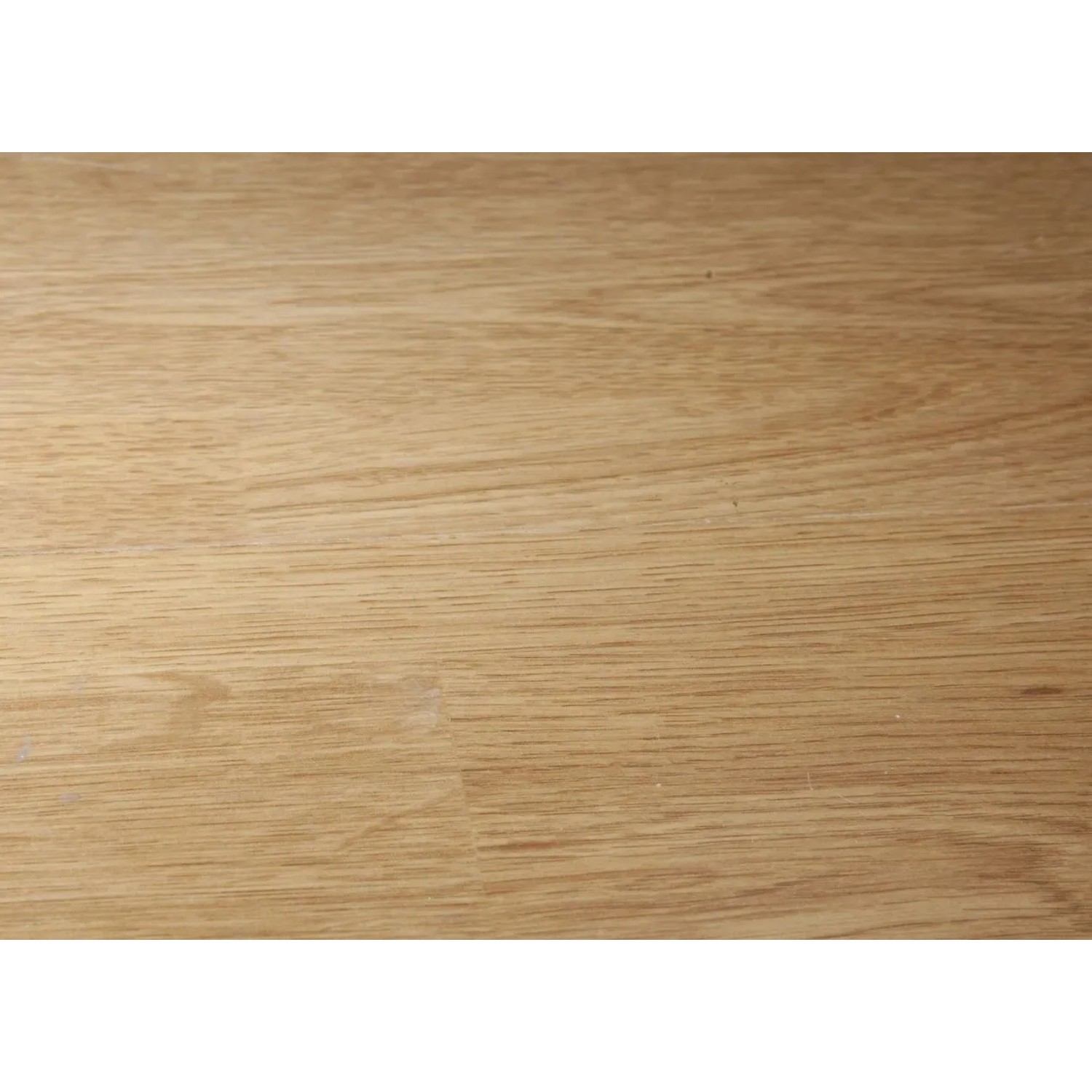 Heller Laminat- oder Parkettboden mit deutlicher Holzmaserung, passend für Reparaturen mit dem Westfalia Set.