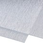 Transparente Polystyrol-Platte mit Rindenstruktur, 2,5 mm stark, 1000x500 mm, für Innenanwendungen.
