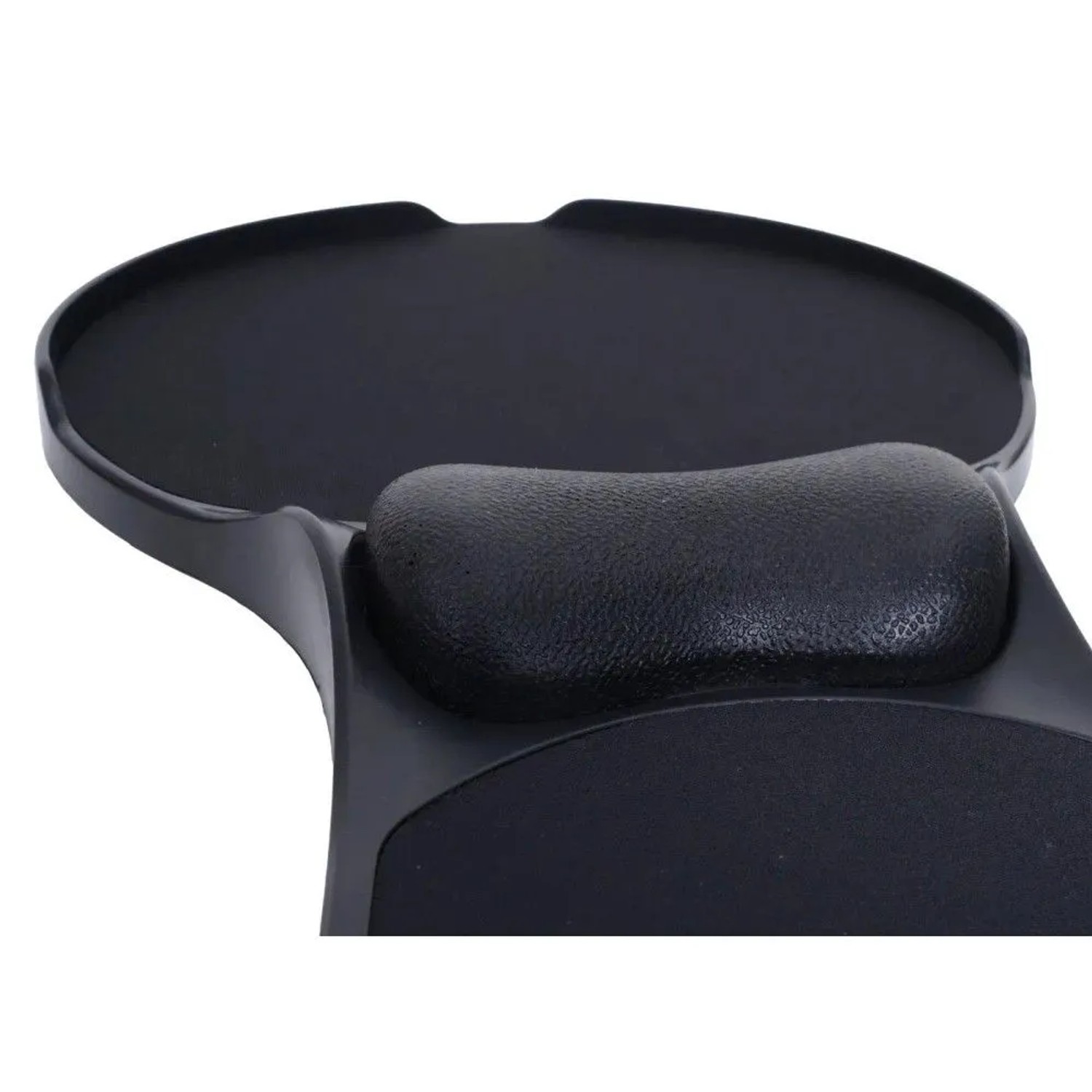 Schwarze MCW Armauflage mit Mauspad und gepolsterter Handgelenkstütze. Ergonomisches Zubehör für Bürostühle.