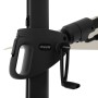 Detailaufnahme des Drehmechanismus vom Doppler Ampelschirm MyZone in Natur.