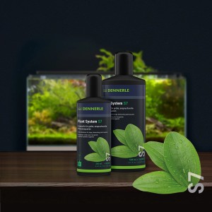 Dennerle S7 Plant System: Spurenelemente für Aquarienpflanzen, 100ml Flasche und größere Flasche.