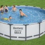 Bestway Stahlrahmen-Pool Set Steel Pro Max, Ø 488 cm, mit Familie im Wasser.
