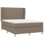 Boxspringbett Taupe (140x200 cm) mit Matratze und Kopfteil. Stoffbezug, Holzfüße.