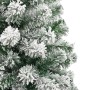Detailaufnahme: Beschneiter, künstlicher Weihnachtsbaum (210 cm) mit grünen Nadeln.