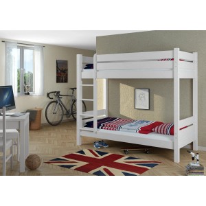 Weißes Etagenbett aus Kiefernholz mit Leiter, Rollrost und Bettkasten. Ideal für Jugend- und Gästezimmer.
