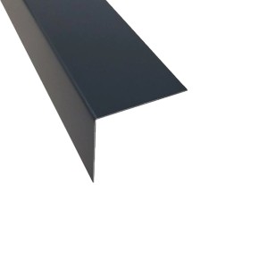 Anthrazitgraues 2mm Aluminium L-Profil als Kantenschutz. Gekanteter Blechwinkel RAL 7016 für Bau & Garten.
