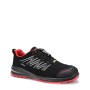Schwarzer Elten Sicherheitshalbschuh Marten XXsports Pro mit roter Sohle und Schnürung.