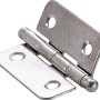 Vernickeltes Hettich Zierscharnier, 40x35 mm, für Möbelbeschläge mit Zierkopf.