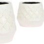 Set aus drei weißen Keramik Übertöpfen Bohemian mit dekorativer Prägung, ca. 15 cm hoch.