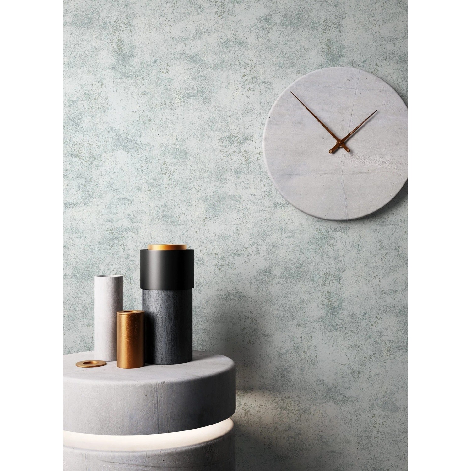Newroom Vliestapete Perseus Silver Beton. Moderne, silberfarbene Betonoptik mit Struktur für stilvolle Wände.