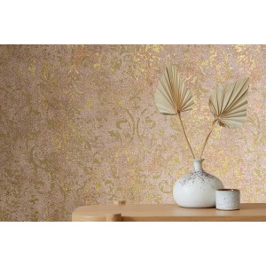 Marburg Vliestapete Betonoptik in Braun und Gold mit floralem Muster.
