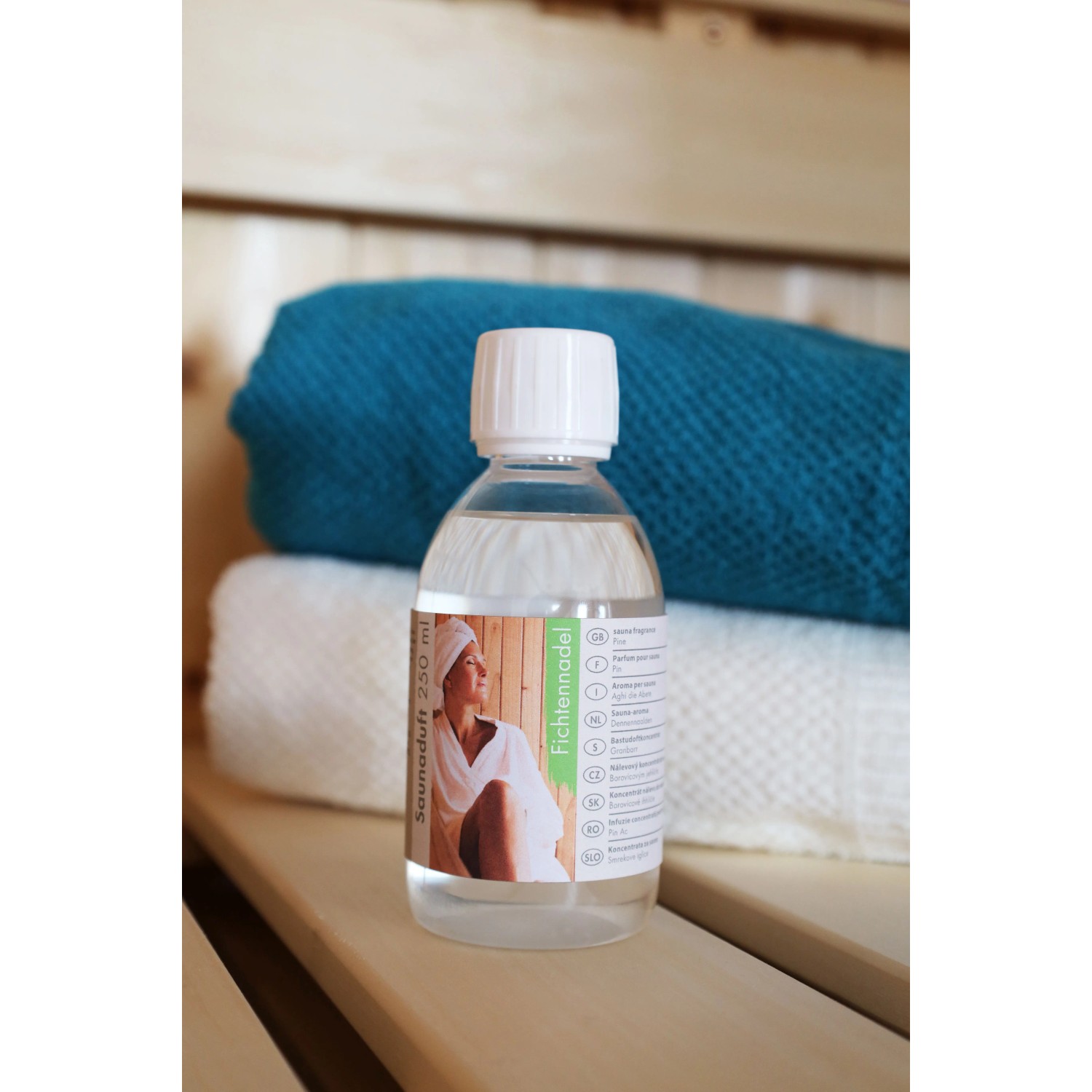 Karibu Saunaduft Fichte, 250ml Flasche für Saunaöfen & Zubehör.