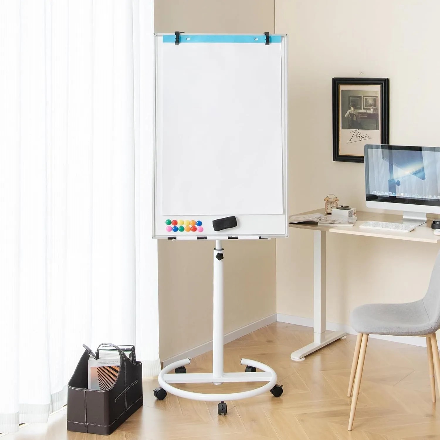 Costway Flipchart Ständer Mobiles Whiteboard Weiß 100 x 65 cm_6