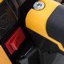 Detailaufnahme: Roter Ein/Aus-Schalter der Stiga Benzin-Kettensäge CS 750.