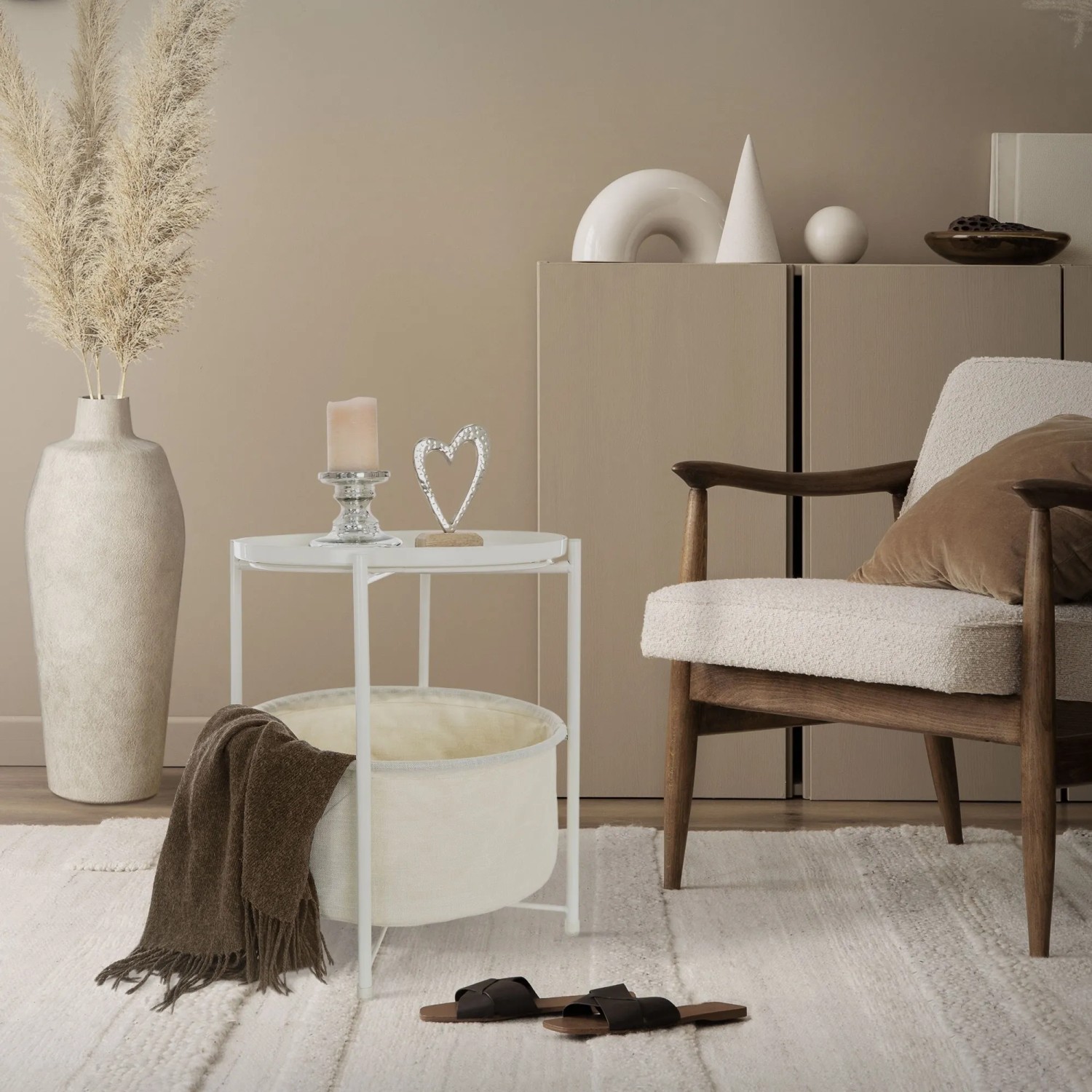 Weißer ML-Design Beistelltisch mit Stoffkorb, rund, 45,5x52,5 cm. Moderner Couchtisch für Wohnzimmer.