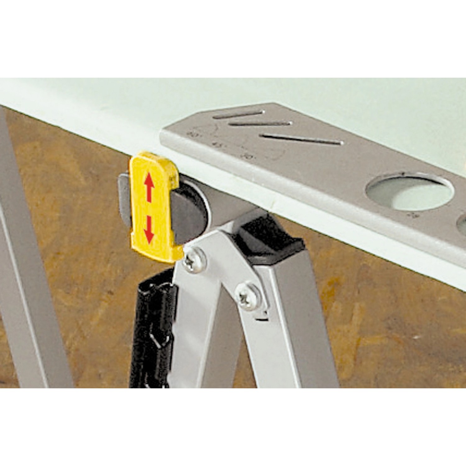Broad Back Staples, Type 059 | Staplers | Hand Tools | Products