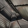 Detailaufnahme des Dachs vom SOJAG Grillpavillon Maui in Holzoptik.
