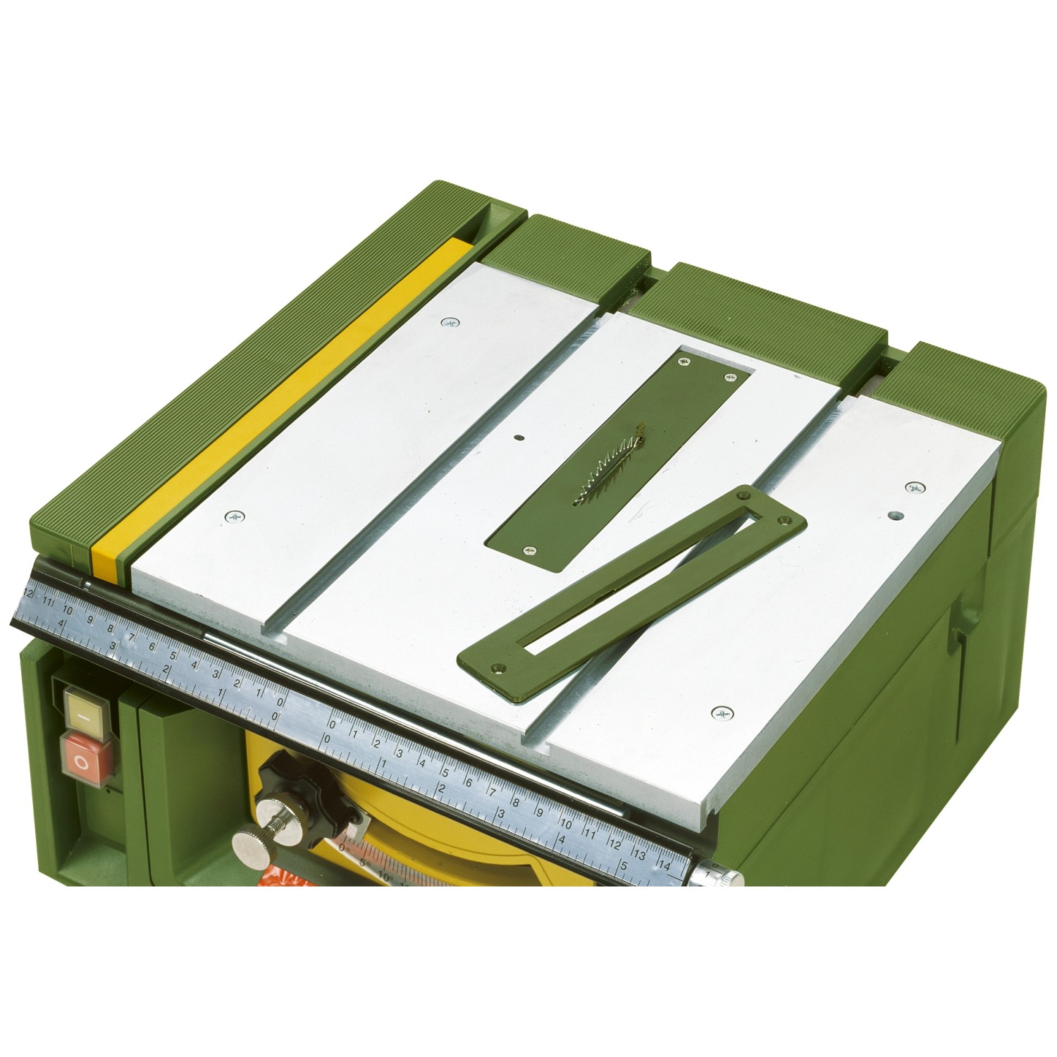 Proxxon Feinschnitt-Tischkreissäge FET 200 W für präzise Schnitte in Werkstoffen.