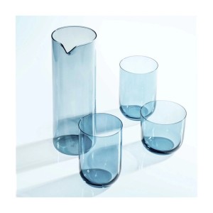 Villeroy & Boch Like Glass Wasserkaraffe und 3 Gläser in Eisblau. Modernes Geschirr Set aus Glas.