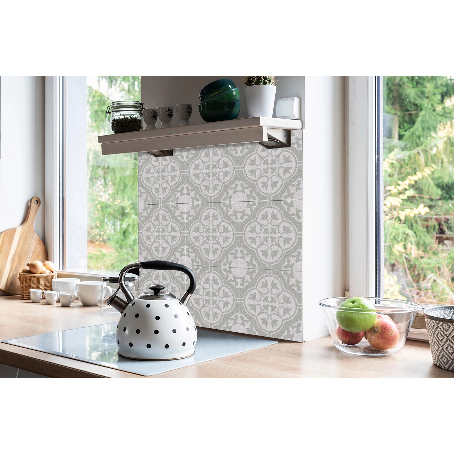 Tulup PVC Fliesen Selbstklebende 30 cm x 30 cm Set von 9 Klassische Klebefliesen Vinyl Bodenfliesen Klebefliesen für Küche Blumen Ornament_3