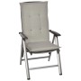 Hellgraue Beautissu Loft HL Hochlehner Auflage 120x50x6cm mit Heftungen auf Gartenstuhl. Komfortables Sitzkissen.