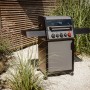 Enders Gasgrill Hyde 3 Sikr Turbo mit 3 Brennern und Seitenkocher im Garten.