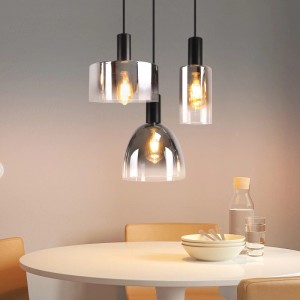 ZMH 3-flammige Pendelleuchte mit Rauchglas-Schirmen in Vintage-Optik über Esstisch. Höhenverstellbare Hängeleuchte.