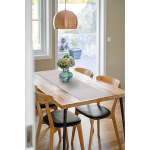 Venilia Tischset, gewebt, lila-grau, 40x150cm auf Esstisch mit Deko.