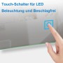 Hand betätigt Touch-Schalter für dimmbare LED-Beleuchtung und Antibeschlag am Duschparadies Badspiegel.