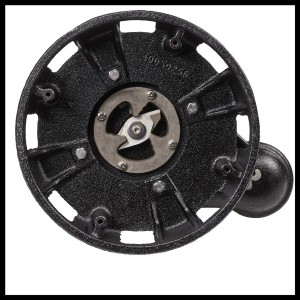 Detailaufnahme der Einhell GE-DP 900 Cut Schmutzwasserpumpe mit Schneidwerk.