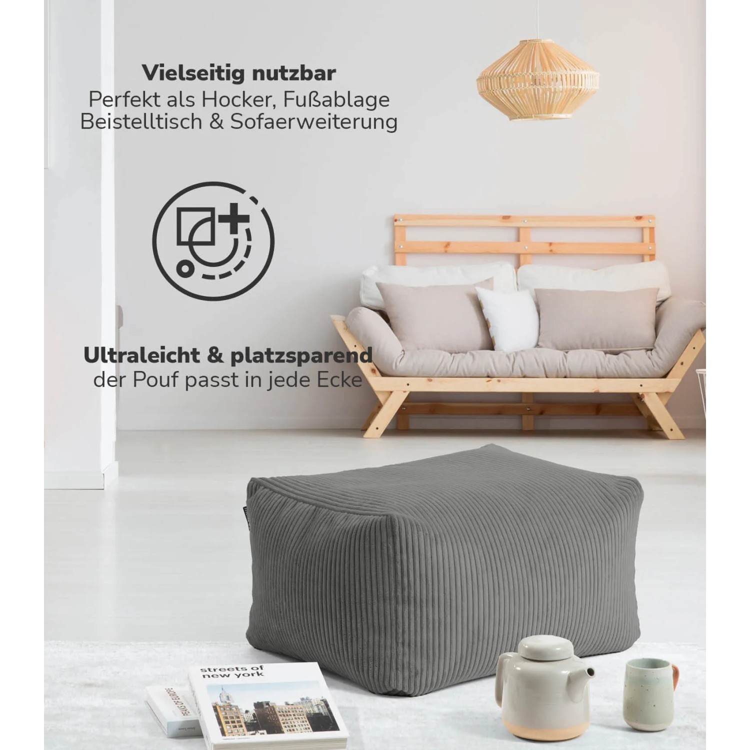 Anthrazitfarbener Cord Hocker/Pouf von mokebo. Quadratische Form, vielseitig einsetzbar.