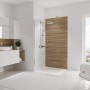 Begehbare Dusche mit Schulte Duschrückwand DecoDesign Japandi Horizontal in Holzoptik.