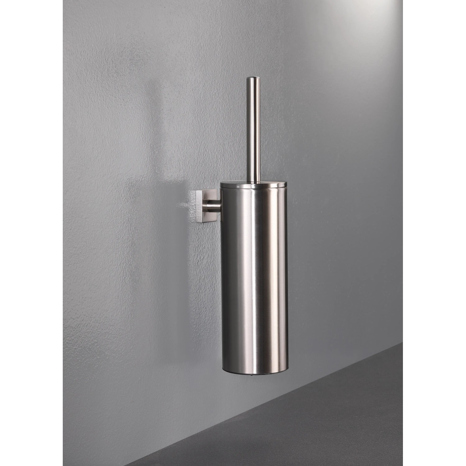 Spirella WC-Bürstengarnitur Nyo-Steel Brushed aus gebürstetem Edelstahl, wandmontiert.
