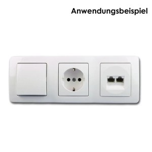 Weißer TEM EKONOMIK 3-fach Abdeckrahmen horizontal mit Schalter, Steckdose und Netzwerkanschluss.