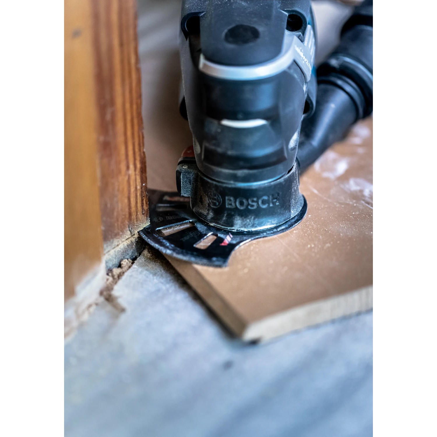 BOSCH Segmentsägeblatt AOI 85 EB – Multi-Material-Bi-Metall Mit TiN-Beschichtung