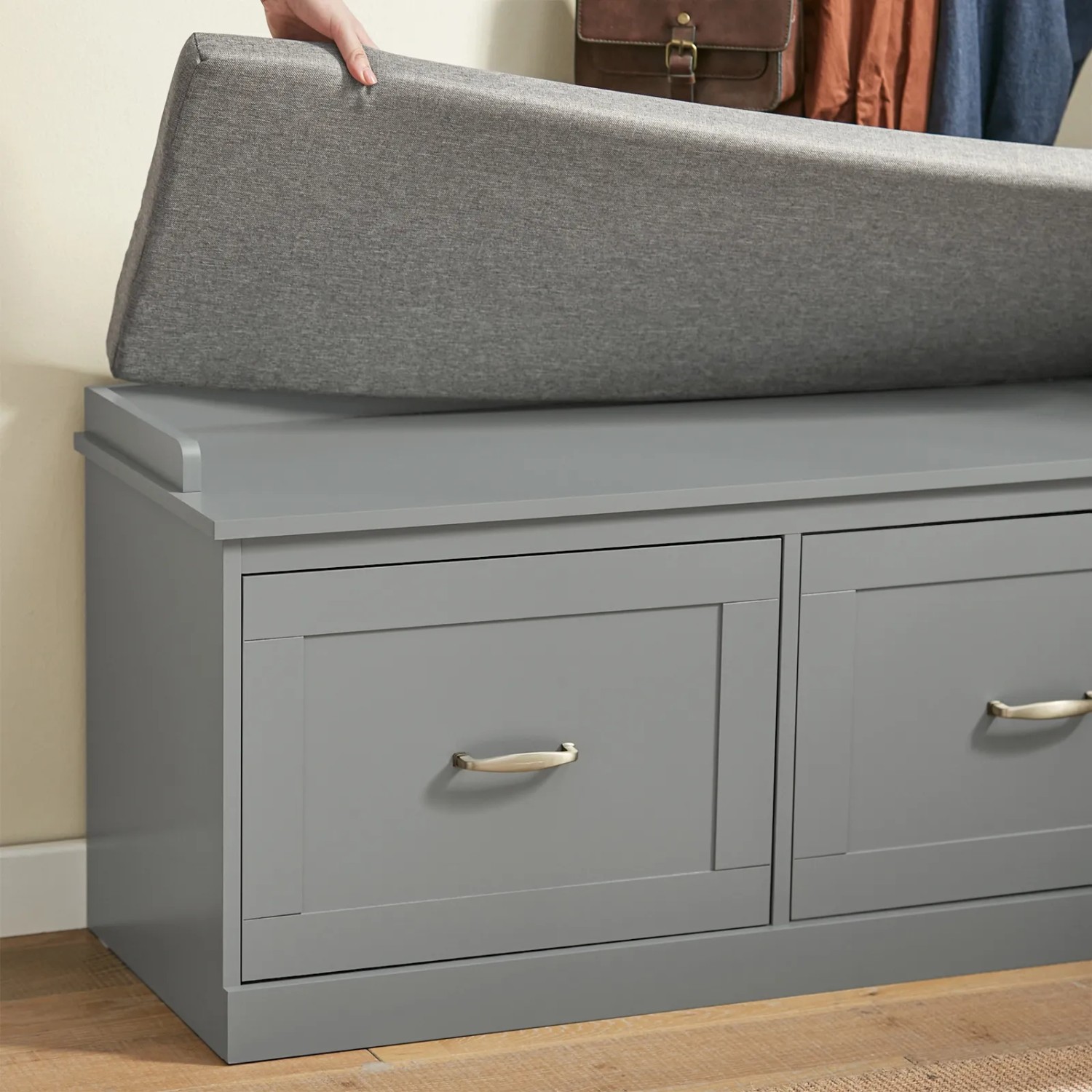 Graue SoBuy Schuhbank FSR131-HG mit Sitzfläche und 4 Fächern aus MDF. Praktische Schuhtruhe.