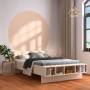 Schlafzimmer mit sandbeiger Wandfarbe Jesper von CREATE! by OBI, Bett mit Stauraum und Holzboden.