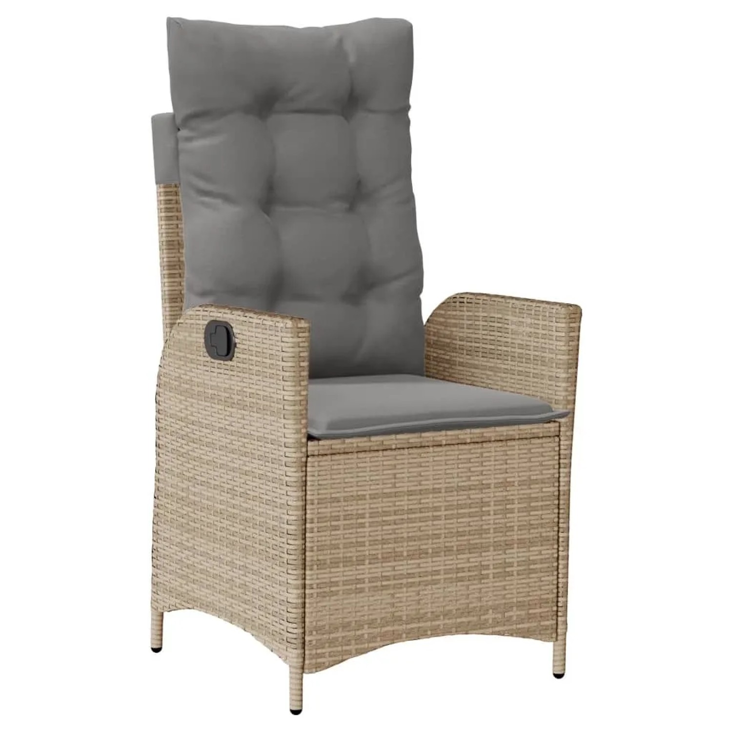 Verstellbarer Gartensessel aus beigem Poly Rattan mit hoher Rückenlehne und dicken grauen Kissen. Ideal für Garten.
