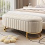 Beige Merax Samt Sitzbank 120x40cm mit Stauraum, getufteter Oberfläche, gerippten Seiten und goldenen Beinen.