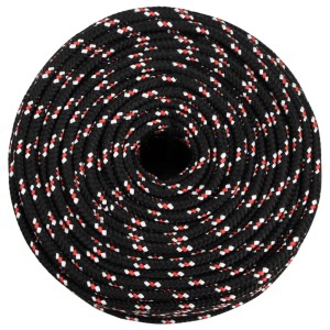 Schwarzes Bootsseil (10mm, 500m) aus Polypropylen, aufgerollt.