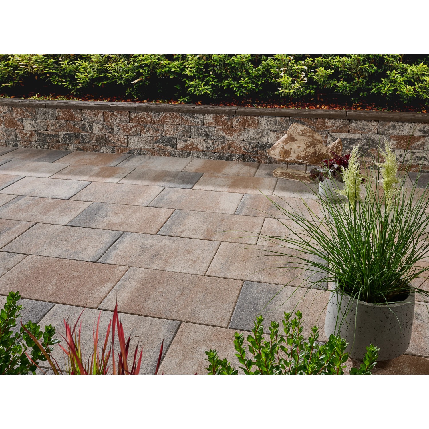 Verlegte Kann Platte Bologna Jura-Nuanciert (60x40x5 cm) als Terrassenplatten.