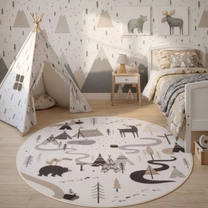 Runder Ayyildiz Kinderteppich Coco 1135 Creme Ø 120 cm mit Waldmotiven im Kinderzimmer.