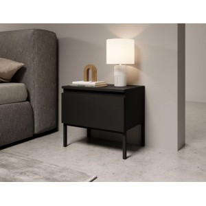 Moderner Selsey Nachttisch Bemmi Schwarz 49 cm mit mattem Finish, Schublade und schlanken Stahlfüßen.