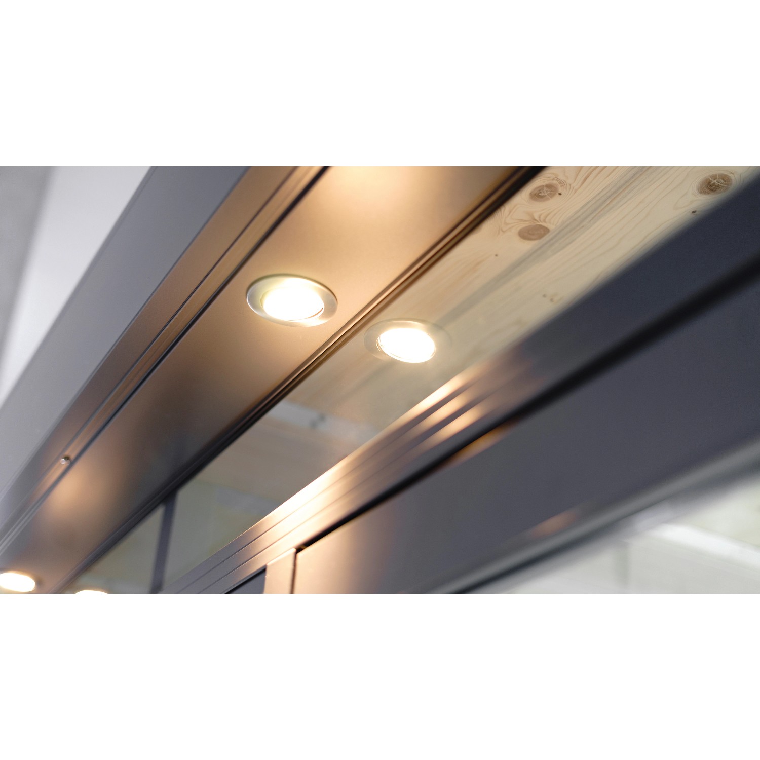 Biohort Vorbereitung f. Außenbeleuchtung CasaNova 4 m-Seite