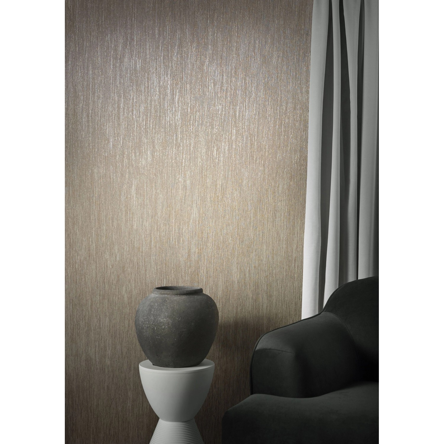 Beige Marburg Vliestapete Natural Opulence mit feiner Struktur im Wohnraum.